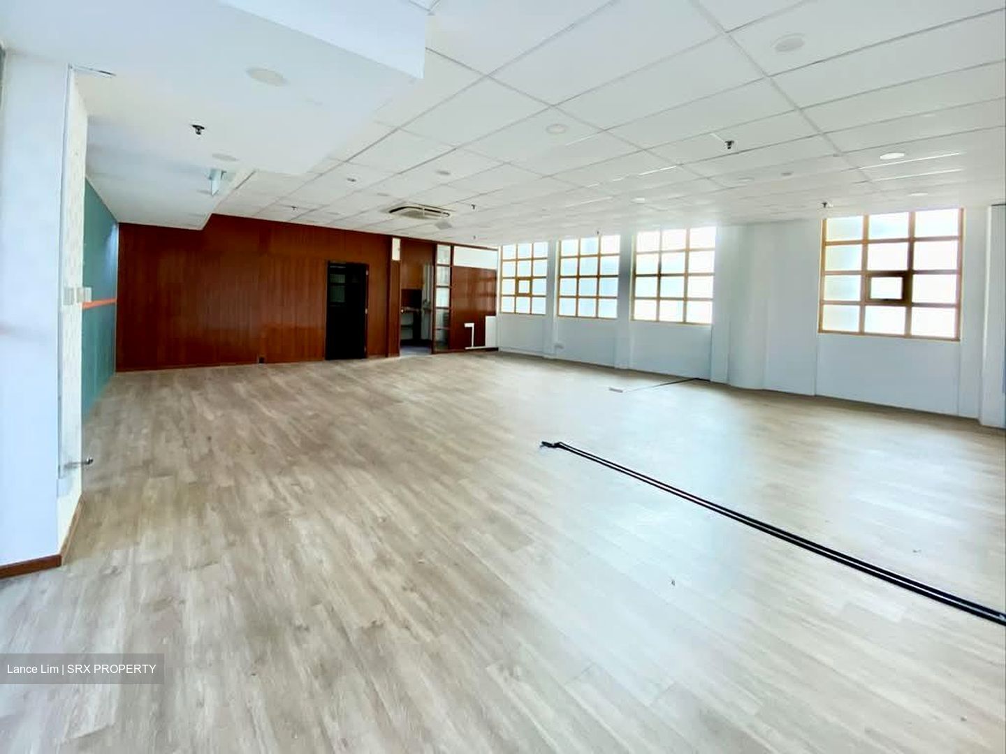 New World Centre (D8), Office #580608991